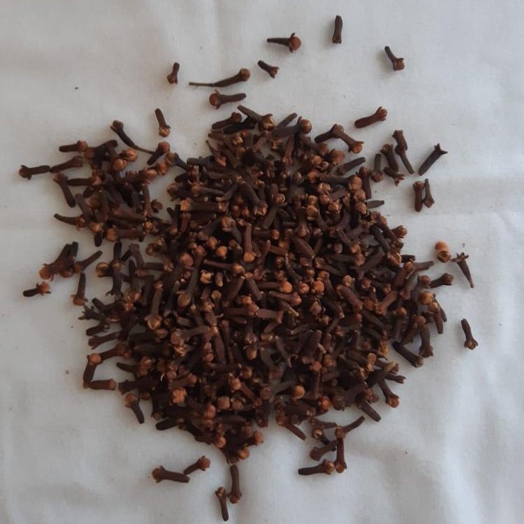 Premium-Grade-Cloves